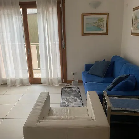 شقة La Casa Di Giacomo Con Parcheggio *