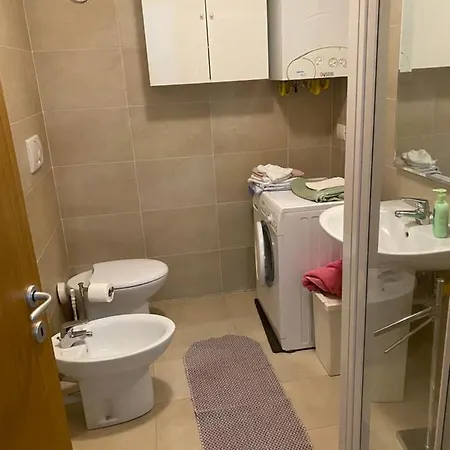 La Casa Di Giacomo Con Parcheggio דירה *
