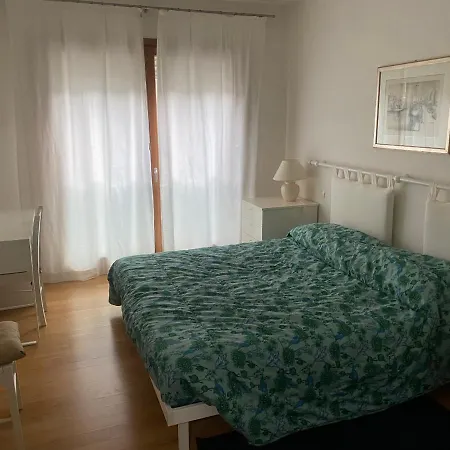 La Casa Di Giacomo Con Parcheggio טריאסטה